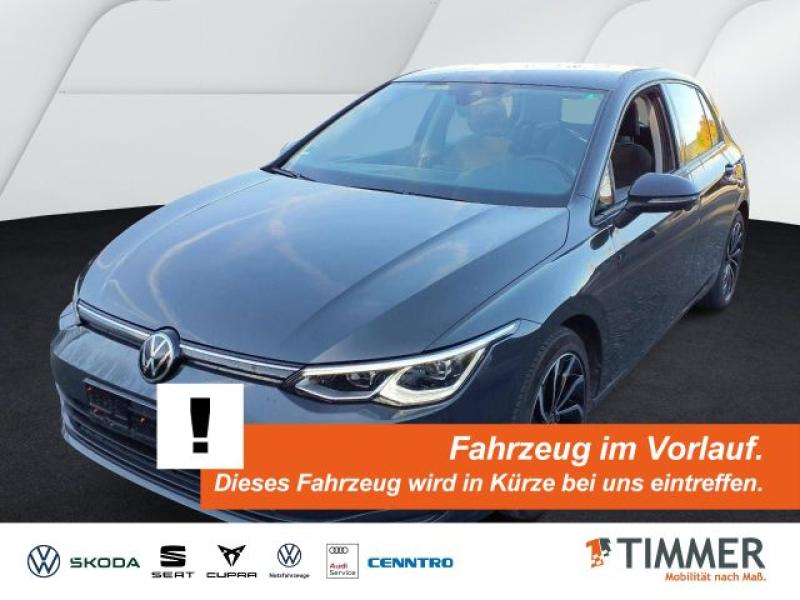 VW  Golf VIII 2.0 TDI LIFE *AHK *LED *TRAVEL *STHZ *, Uranograu