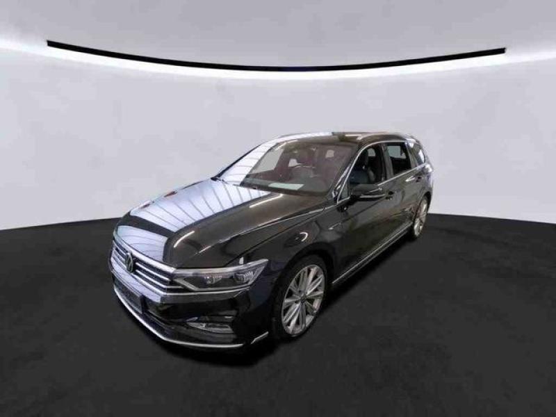 VW  Passat Variant 2.0 TDI DSG R-LINE *IQ.LIGHT *VIR, Deep Black Perleffekt