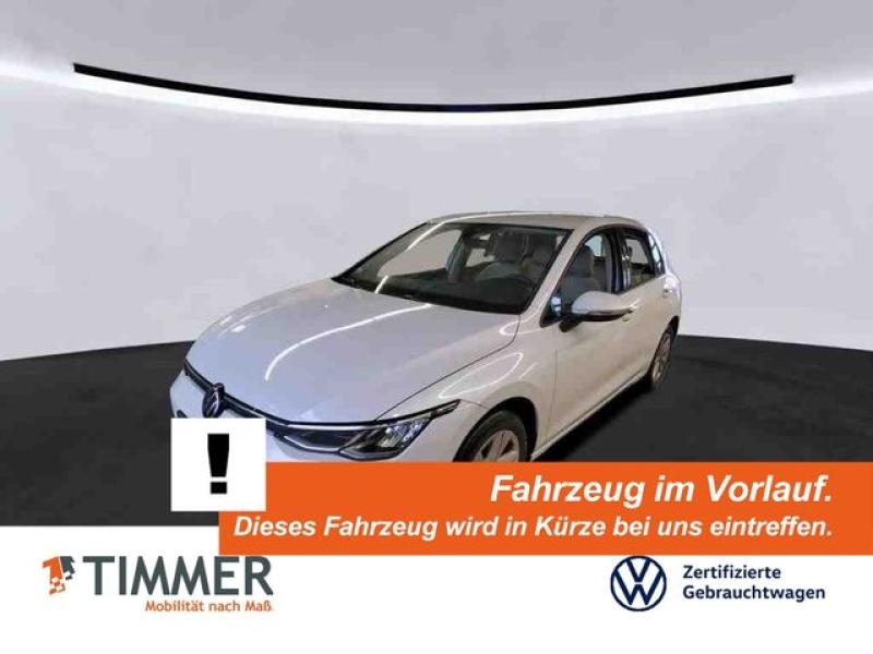 VW  Golf VIII 1.5 TSI LIFE *LED *ACC *RKAM *SHZ *NAV, Oryxweiß Perlmutteffekt