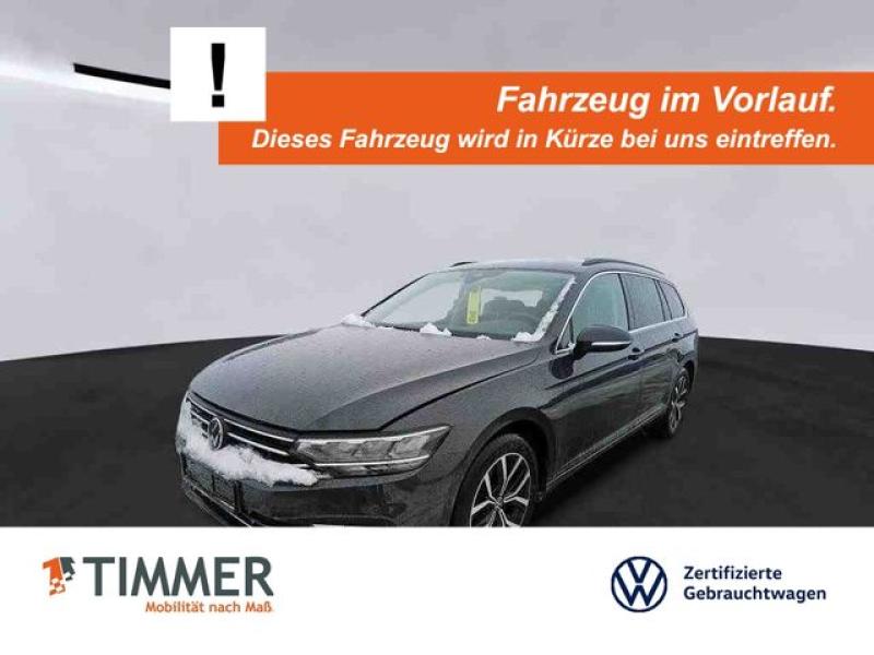 VW  Golf VIII Variant 1.5 eTSI DSG LIFE +AHK +LED +A, Deep Black Perleffekt