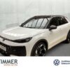 VW  T-Roc R-Line 1.5 l eTSI OPF DSG, Pure White Schwarz