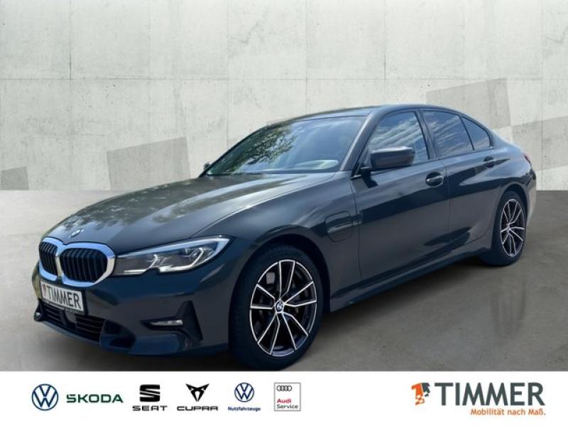 BMW  330e  Sport Line*NAVI*TEMPO*SHZ*RFK*LED*Head-UP*, Grau