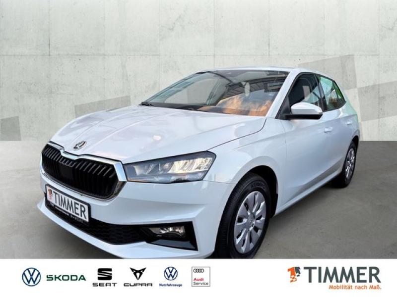 SKODA  Fabia Essence 1,0 MPI *STUDIO*SITZHEIZUNG*, Moon-Weiss Metallic