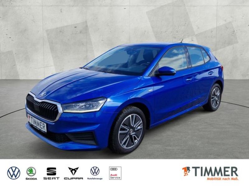 SKODA  Fabia 1.0 TSI TOUR +LED +NAVI +SHZ +ALU +CARPLAY, Race Blau Metallic
