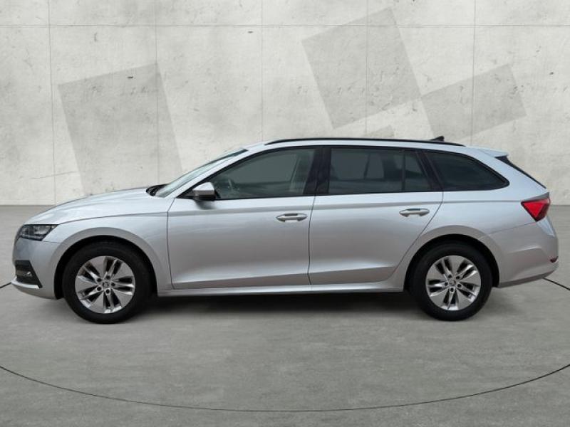 SKODA  Octavia Combi 2.0 TDI +AHK+LED+CARPLAY+SHZ+ALU+, Brilliant Silber Metallic