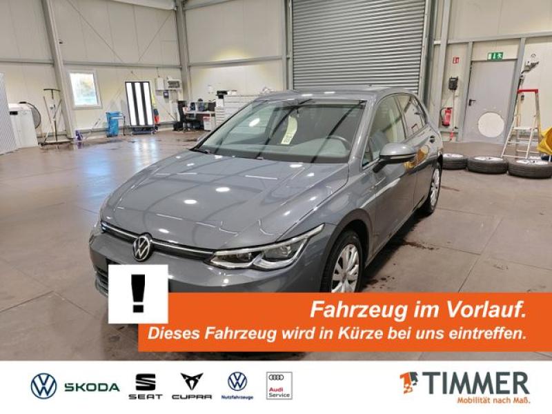 VW  Golf VIII 1.0 TSI LIFE +LED +RKAM +ACC +APP +NAV, Delfingrau Metallic