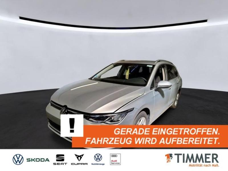 VW  Golf VIII Variant 2.0 TDI DSG LIFE +AHK +LED +RK, Reflexsilber Metallic